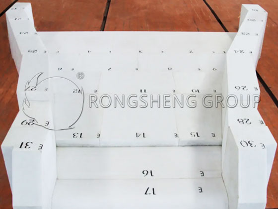 Fused Cast α-β Alumina Flow Channel Bricks